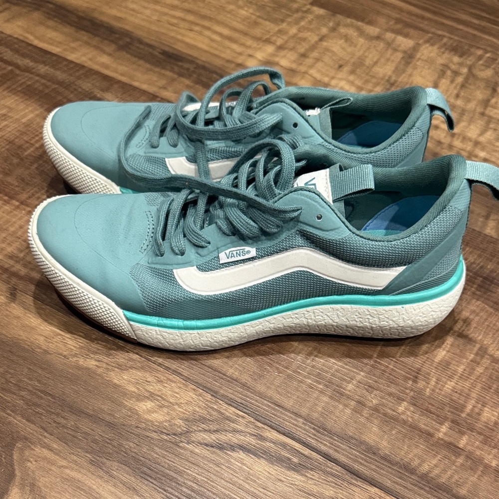 Women’s vans